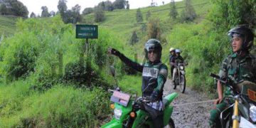 Tahun Ini Bupati Bandung Segera Perbaiki Jalan Lintas Antar Kabupaten  Sepanjang 27 Km, Dalam Tiga Tahun 1.500 Km Jalan Sudah Mulus