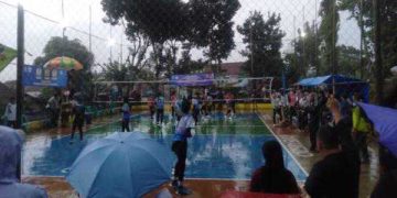 Turnamen Bola Voli Golkar Cup ke 3 PK Partai Golkar Karangpawitan, Antusias Pemain dan Penonton Tinggi Kendati Diguyur Hujan