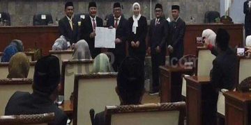 Prosesi Rapat Paripurna DPRD Garut Dalam Agenda Sertijab Pj Bupati ke Bupati Garut dan Pidato Perdana Pasca Pelantikan