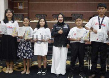 Ketua DPRD Purwakarta Menerima Audiensi Juara Internasional Peraih Medali Emas Bidang Musik