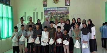 Foto : para siswa berfoto bersama usai kegiatan "nesagas berbagi"