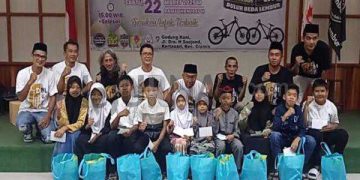 Foto : ist/ Komunitas DBL salurkan Bantuan untuk Anak Yatim di Acara Ulang Tahun ke 11
