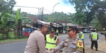 Karumkit Bhayangkara Tk. II Sartika Asih Cek Pos Terpadu Tapal Kuda  Tasikmalaya
