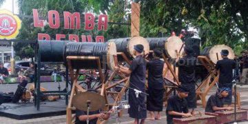 Foto : Lomba bedug karangtaruna bersam Djarum coklat