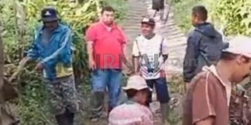 Legislator Yudha Puja Turnawan Turun Gunung Ikut Gotong Royong Perbaiki Irigasi dan Jalan Ambrol di Sukajaya