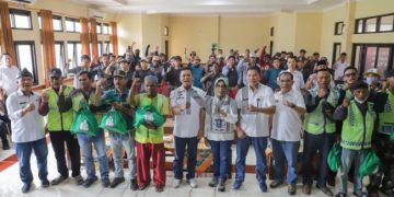 11 Ribu Paket Sembako untuk Pengemudi Opang dan Petugas B3S, Awali Pemberian Sembako Bupati Bandung Bagi Warganya