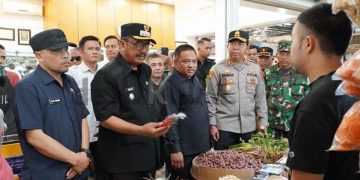 Bupati Sukabumi Lakukan Monitoring ke Pasar Modern Palabuhanratu