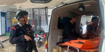 Penemuan Mayat Korban Laka Laut di Pantai Sayang Heulang Dievakuasi Sat Polairud