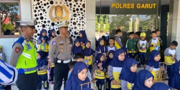 Satlantas Polres Garut Gelar Kegiatan “Polisi Sahabat Anak” Bersama TK Aisah