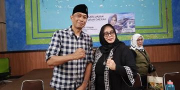 Ajak Warga Desa Jadi Wanita Cerdas, Kades Mekarrahayu Margaasih Apresiasi Anggota DPRD Provinsi Hj.Tia Fitriani