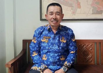 Kepala Desa Margahayu Tengah Kecamatan Margahayu, Drs. Asep Zaenal Mahmud