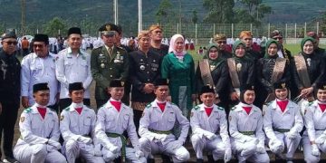 Camat Kertasari Heri Mulyadi Jadi Inspektur Upacara HUT Kabupaten Bandung Ke -384 Lebih Bedas