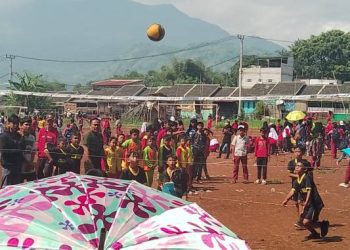 Ratusan Siswa SD Antusias Ikuti Kompetisi  O2SN Tingkat Kecamatan Pacet