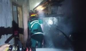 Tragis! Rumah di Cijeungjing Terbakar, Dibakar Pemilik yang Alami Gangguan Jiwa