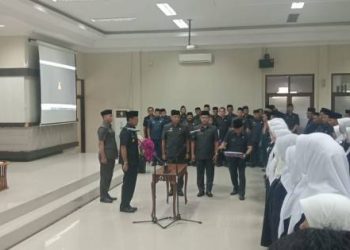 Bupati Herdiat Lantik 184 Kepala Sekolah SD dan SMP, Soroti Kesejahteraan dan Tanggung Jawab Besar Para Pendidik