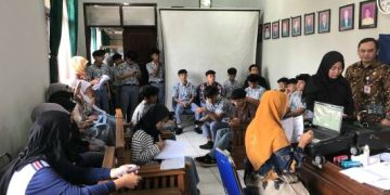 Dorong Transformasi Digital Layanan Publik, Disdukcapil Ciamis Gencarkan Perekaman e-KTP untuk Pelajar