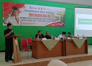 Plt Kades Rahayu Kecamatan Margaasih Puding Saripudin.