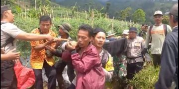 Elang Guntur Pratama Pendaki Hilang di Gunung Cikuray Ditemukan, Polsek Cilawu dan Tim Gabungan Lakukan Proses Evakuasi