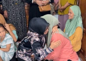 Sambangi Keluarga Korban Tragedi Peledakan Amunisi, Hj. Imas Aan Ubudiah : Semoga Tak Ada Lagi Peristiwa Serupa