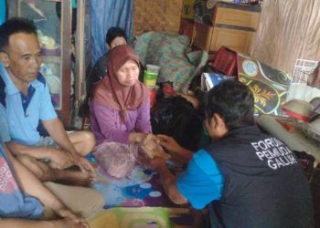 Bupati Herdiat Berikan Bantuan Rutilahu di Pakuncen Wujudkan Visi “Sejahtera untuk Semua”