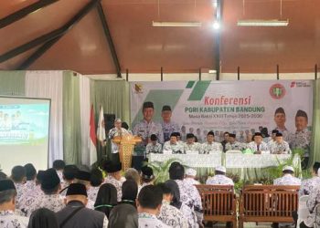 Buka Konferensi PGRI Kabupaten Bandung, Bupati Dadang Supriatna : PGRI Harus Kuat