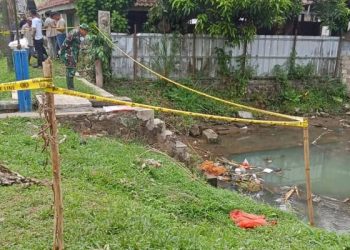 Warga Desa Gunungsari Digegerkan Penemuan Mayat di Irigasi Belakang RM. Gala