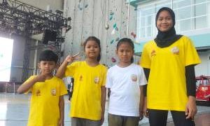 4 Atlet Muda Ciamis Ikuti Ajang Rock School Sport Climbing 2025 di Bandung