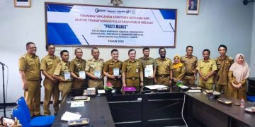 Penandatanganan Komitmen Bersama Inovasi “PASTI MANIS”, Disdukcapil Implementasikan Misi Ke-4 Bupati Herdiat 