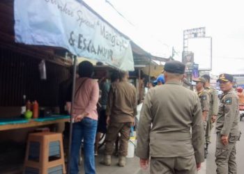 Revitalisasi Estetika dan Ketertiban : Trotoar Tarogong–Cimanuk Kini Bisa Dilalui Warga