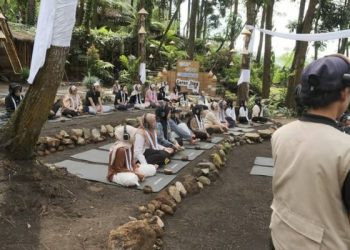 Terapi Musik “Laras Jiwa”, Tradisi dan Alam Bersatu Pulihkan Kesehatan Mental