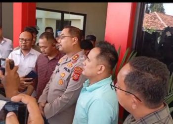 Polisi Tangkap Seorang Ayah Aniaya anak kandungnya  yang beredar di Medsos