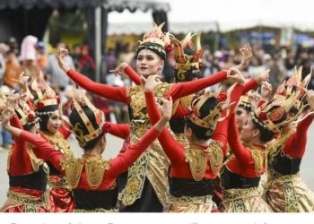 Perayaan Hari jadi Purwakarta, Ribuan Warga Purwakarta Saksikan Pestival budaya Nusantara