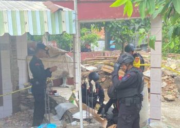 Warga Laporkan Penemuan Dua Buah Granat Aktif Ke Polsek Pagaden