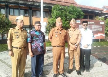 Baznas Garut Serahkan Bantuan Kadedeuh Bagi Para Juara MTQ Tingkat Jawa Barat