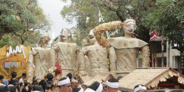 Waruga Bodas dan Produk Kreatif Ciamis Kenalkan Tatar Galuh di Kirab Budaya HUT ke-80 Jawa Barat