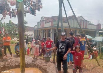 Ketua RW 15 Bersama Kartun Kampung Cilebak Gelar Lomba Semarak 17 Agustus