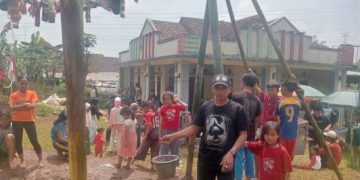 Ketua RW 15 Bersama Kartun Kampung Cilebak Gelar Lomba Semarak 17 Agustus