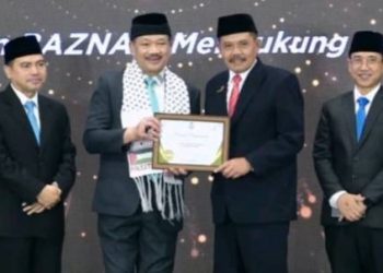 Konsisten Optimalisasi ZIS, Camat Baregbeg Raih Penghargaan Dari BAZNAS RI