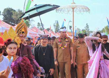 Hadiri Gebyar Wisata Budaya Andes Cilame, Wabup Ali Syakieb Ajak Generasi Muda Cinta Seni Budaya