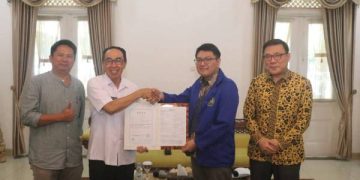 Lepas Mahasiswa ke Korea Selatan, Sekda Kabupaten Sukabumi Sampaikan Amanat Penting