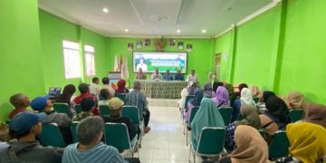 Camat Ciparay Hadiri Penyerahan Insentif RT/RW Desa Gunungleutik, Wujud Apresiasi Bagi Pejuang Lingkungan