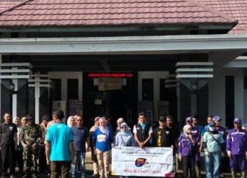 Kawali Peringati World Cleanup Day 2025, Camat dan Warga Kompak Bersihkan Halaman Kecamatan, Pasar, Selokan, dan Irigasi