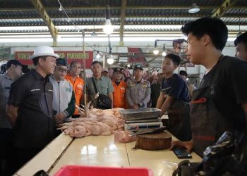 Monitoring Harga Kebutuhan Pokok Masyarakat, Bupati Bandung : Beras SPHP Bulog Terus Gulirkan