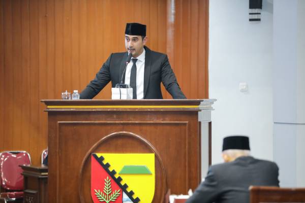 Pemkab Bandung Dorong Penguatan BPR dan UMKM Lewat Dua Raperda