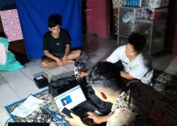 Disdukcapil Ciamis Jemput Bola Layani Warga Rentan di Cidolog, Sempat Terkendala Mati Lampu