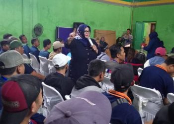 Dra. Hj. Tia Fitriani Gelar Sosialisasi Penyebarluasan Perda Nomor 9/2014 Di Desa Langensari Kabupaten Bandung