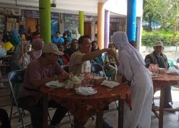 Finka Aulia Azzahra, Remaja Berprestasi Penerima Santunan di Milangkala Baraya Ciamis