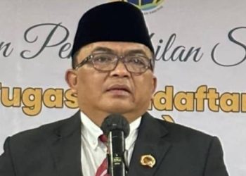 Warga Desa Baros dan Desa Cimaung Gembira Terima Sertifikat Program PTSL dari BPN