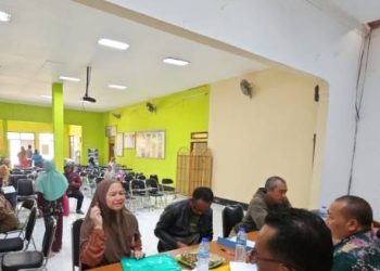 BPN Serahkan 234 Sertifikat PTSL, Warga Desa Cimekar Kecamatan Cileunyi Sambut Gembira