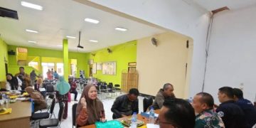 BPN Serahkan 234 Sertifikat PTSL, Warga Desa Cimekar Kecamatan Cileunyi Sambut Gembira